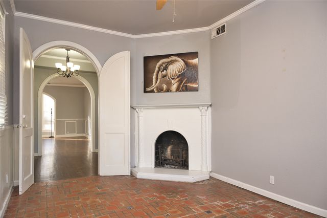 2514 Henry Street, Greenville, TX 75401