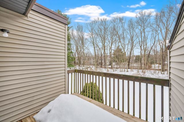 1011 Twin Circle Drive 1011, South Windsor, CT 06074