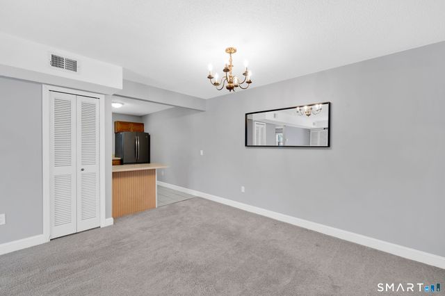 1011 Twin Circle Drive 1011, South Windsor, CT 06074