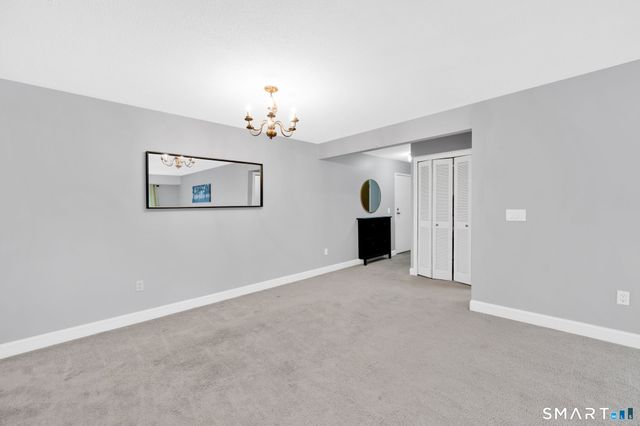 1011 Twin Circle Drive 1011, South Windsor, CT 06074