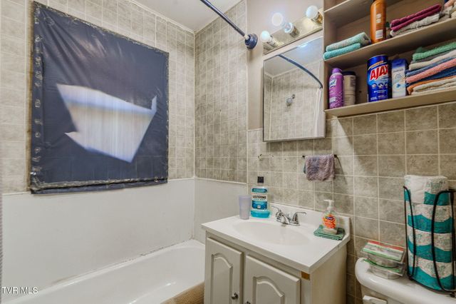 190 Debusk Road, Greeneville, TN 37743