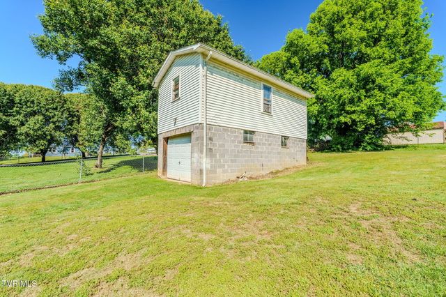 190 Debusk Road, Greeneville, TN 37743