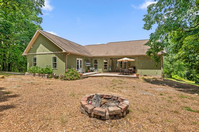 2571 Brow Road, Trenton, GA 30752