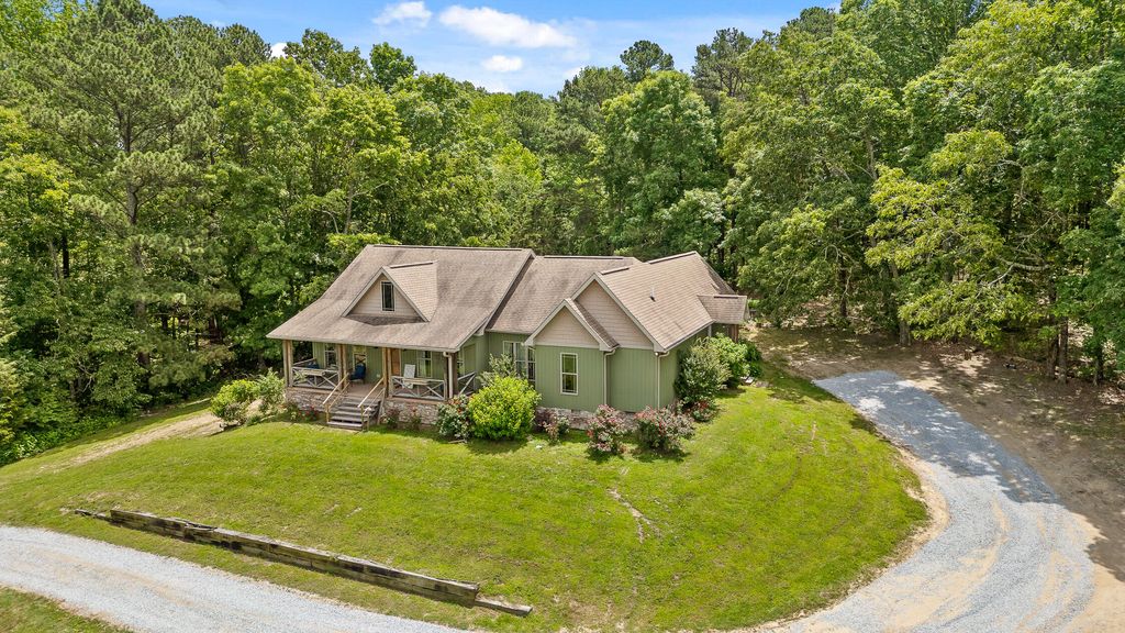2571 Brow Road, Trenton, GA 30752