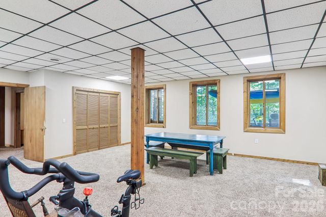 21 Wild Bird Lane, Maggie Valley, NC 28751
