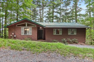 21 Wild Bird Lane, Maggie Valley, NC 28751