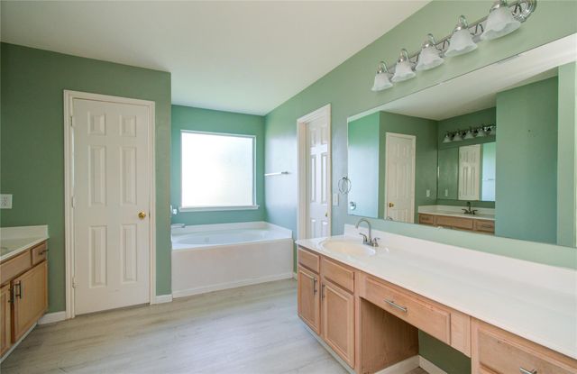 1448 W April Rain Court, Missouri City, TX 77489