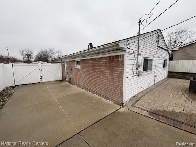 27029 Michelle Court, Taylor, MI 48180