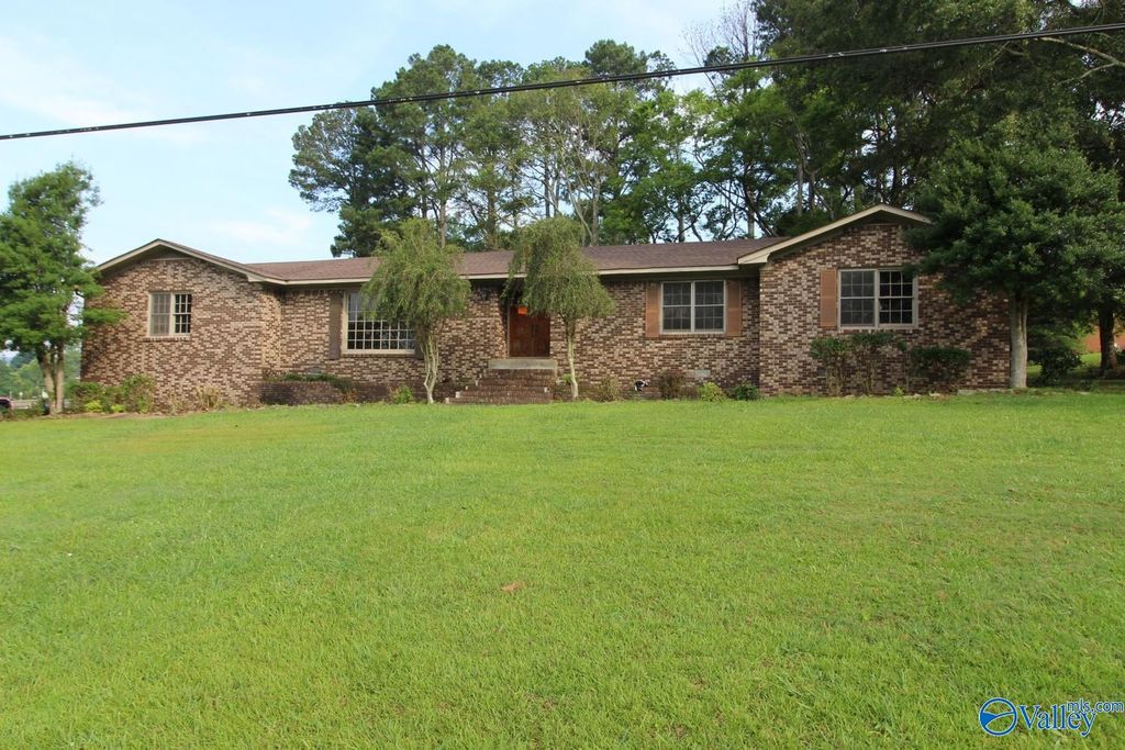 1205 7th Street SW, Attalla, AL 35954