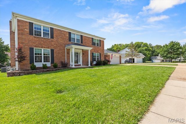 2117 Woodlet Park Drive, Chesterfield, MO 63017