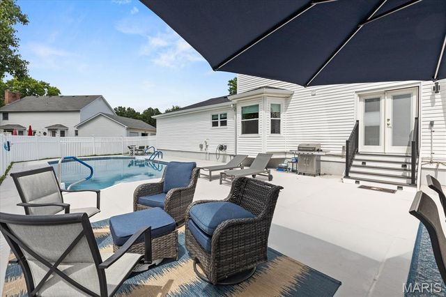 2117 Woodlet Park Drive, Chesterfield, MO 63017