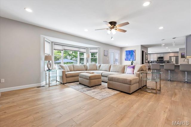 2117 Woodlet Park Drive, Chesterfield, MO 63017