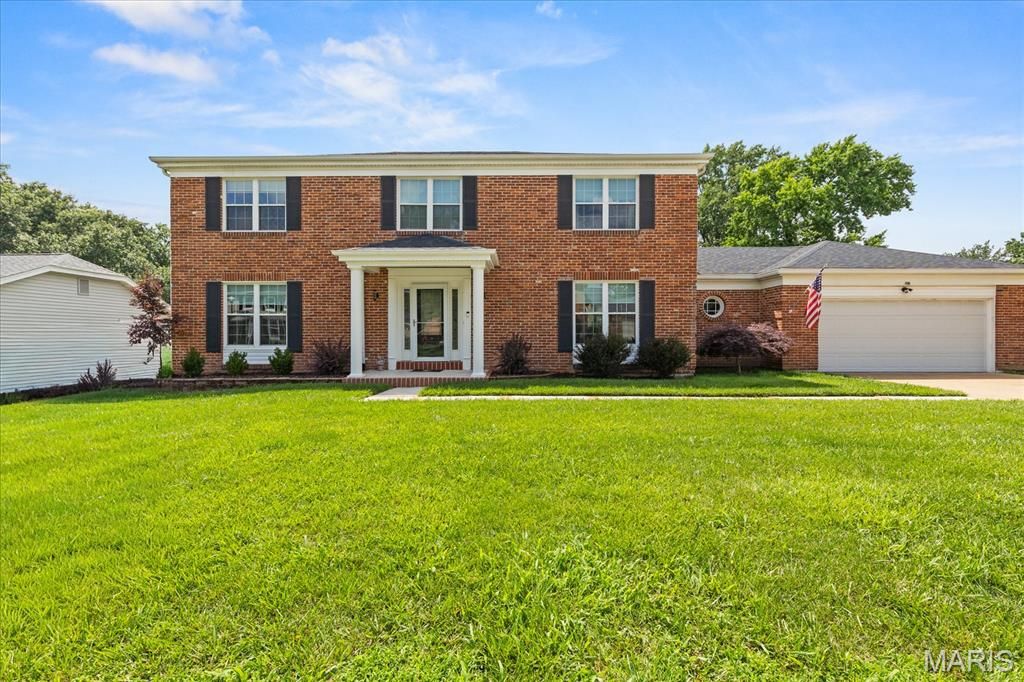 2117 Woodlet Park Drive, Chesterfield, MO 63017