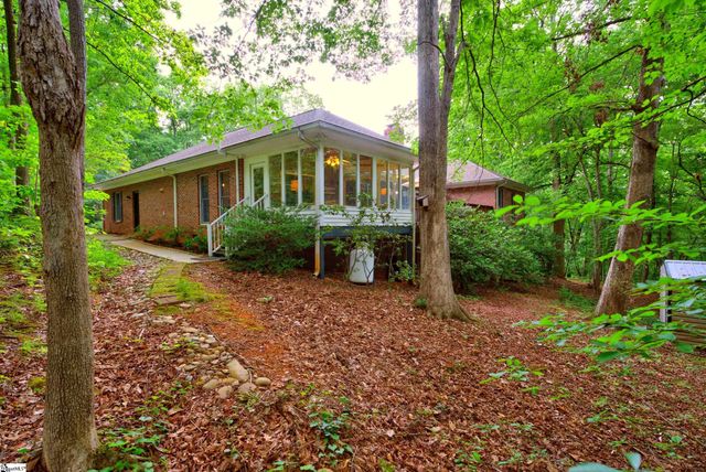 14 Flicker Drive, Greenville, SC 29609