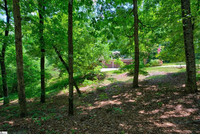 14 Flicker Drive, Greenville, SC 29609