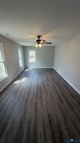 6150 Thierry St, Chesterfield, VA 23234