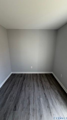 6150 Thierry St, Chesterfield, VA 23234