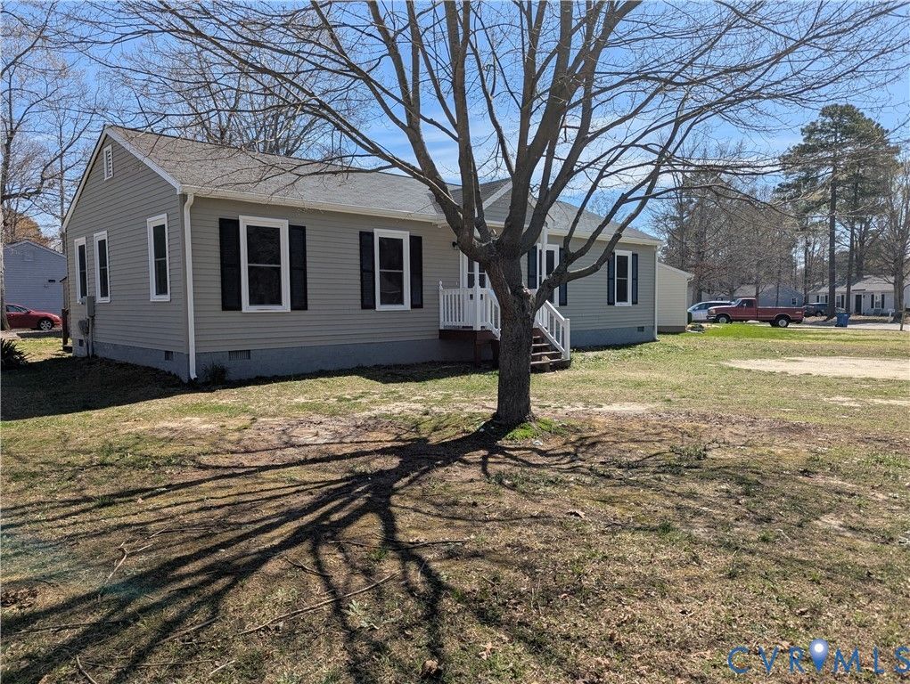 6150 Thierry St, Chesterfield, VA 23234