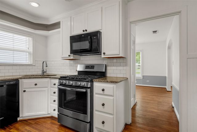 3220 Edmond Avenue, Waco, TX 76707