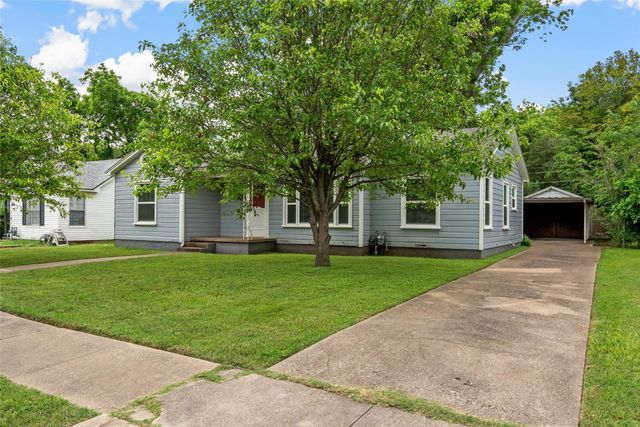 3220 Edmond Avenue, Waco, TX 76707