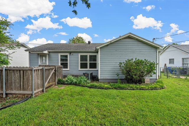 3220 Edmond Avenue, Waco, TX 76707