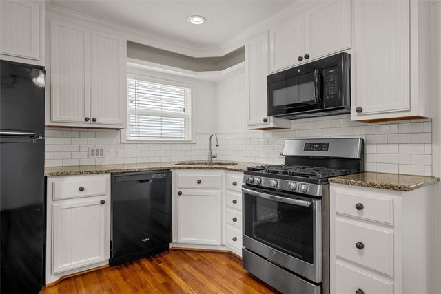 3220 Edmond Avenue, Waco, TX 76707