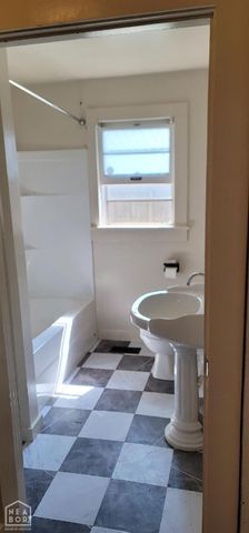 97 S Oak Street, Brookland, AR 72417