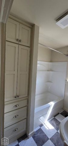 97 S Oak Street, Brookland, AR 72417