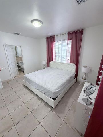 1670 NW 73rd St, Miami, FL 33147