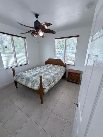 1670 NW 73rd St, Miami, FL 33147