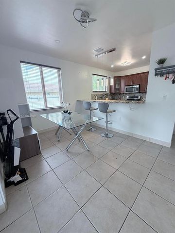 1670 NW 73rd St, Miami, FL 33147