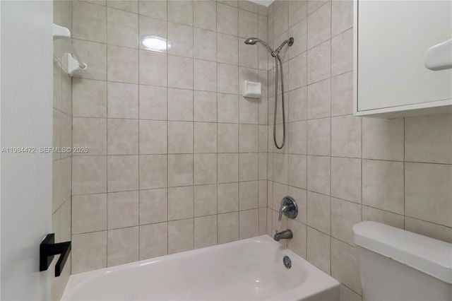 13371 SW 17th Ln 2-8, Miami, FL 33175