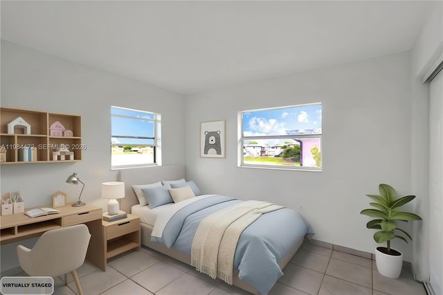 13371 SW 17th Ln 2-8, Miami, FL 33175