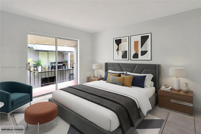 13371 SW 17th Ln 2-8, Miami, FL 33175