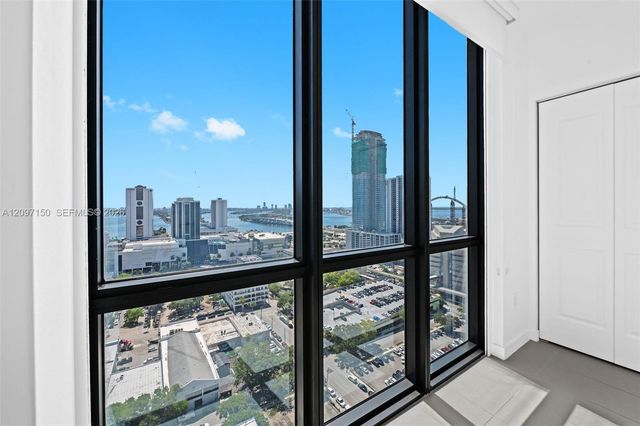 1600 NE 1st Avenue 2420, Miami, FL 33132