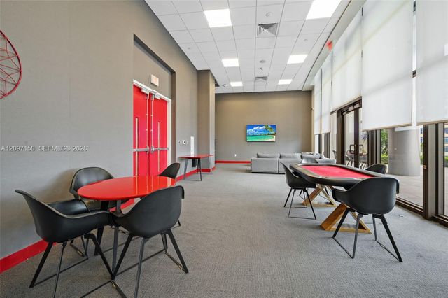 1600 NE 1st Avenue 2420, Miami, FL 33132