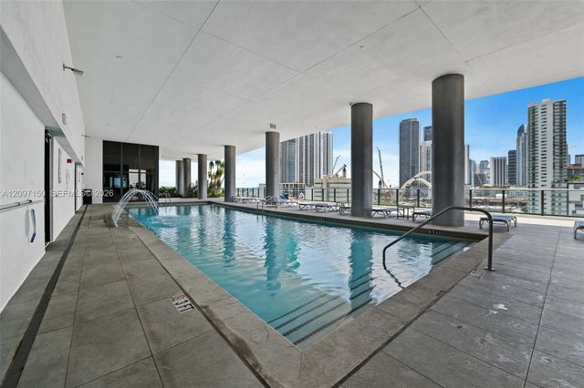 1600 NE 1st Avenue 2420, Miami, FL 33132
