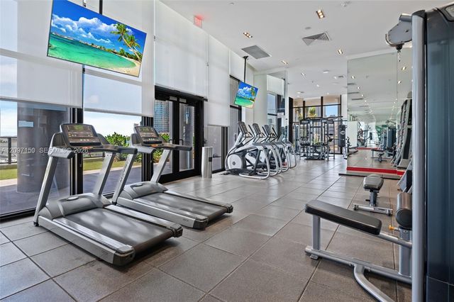 1600 NE 1st Avenue 2420, Miami, FL 33132
