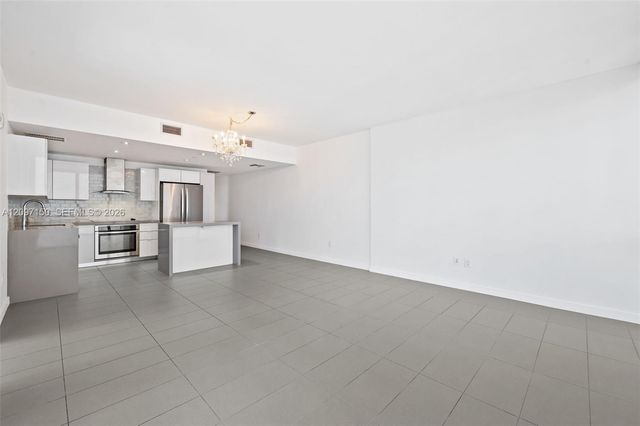 1600 NE 1st Avenue 2420, Miami, FL 33132