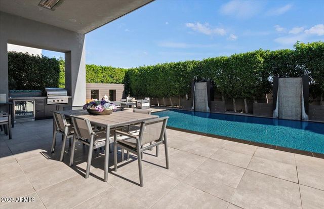 6982 E JOSHUA TREE Lane, Paradise Valley, AZ 85253