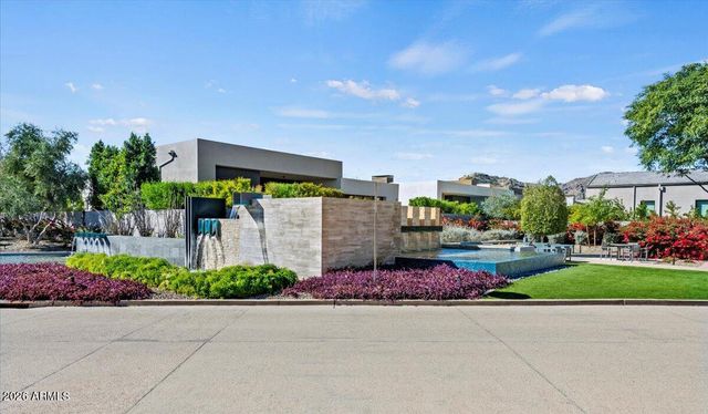 6982 E JOSHUA TREE Lane, Paradise Valley, AZ 85253