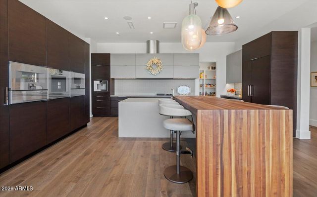 6982 E JOSHUA TREE Lane, Paradise Valley, AZ 85253