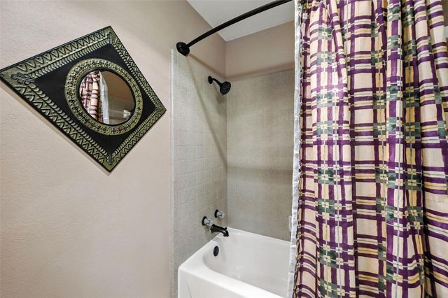 5215 Wild Horse Court, Arlington, TX 76017