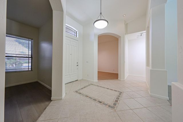 4536 W Villa Linda Drive, Glendale, AZ 85310
