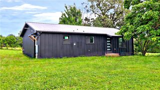 13330 S Hendrix Road, Bentonville, AR 72713