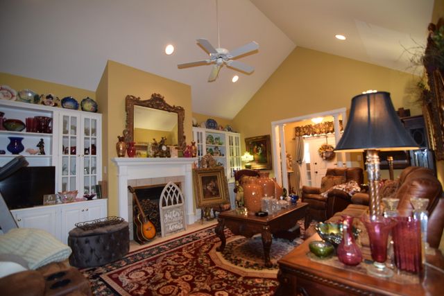 405 Ashcreek Road, Paducah, KY 42001