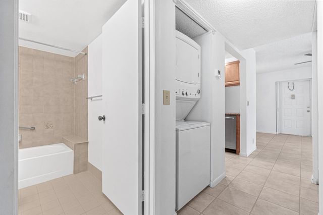 811 Sky Pine Way A2, Greenacres, FL 33415