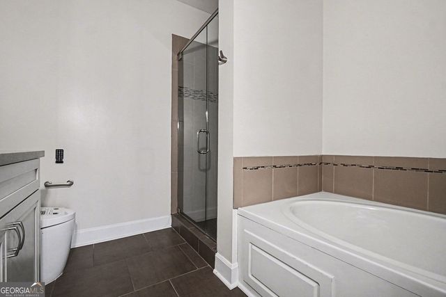 2626 Peachtree Road NW 901, Atlanta, GA 30305