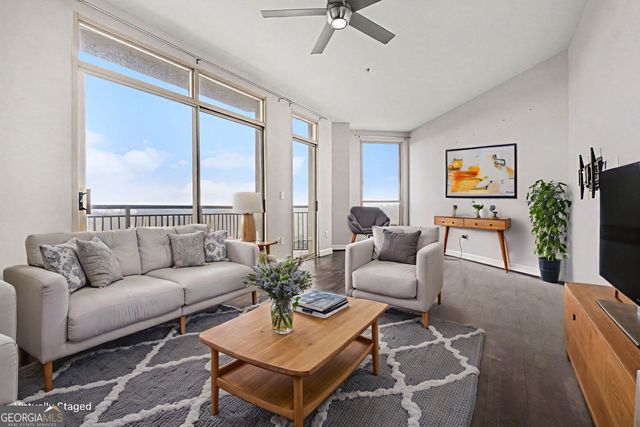 2626 Peachtree Road NW 901, Atlanta, GA 30305