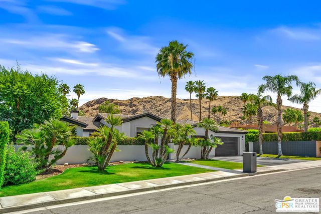 2438 S Caliente Drive, Palm Springs, CA 92264